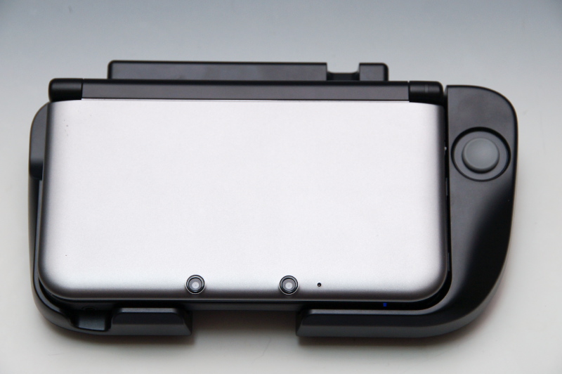 3ds_xl_circle_pad_pro-5.jpg