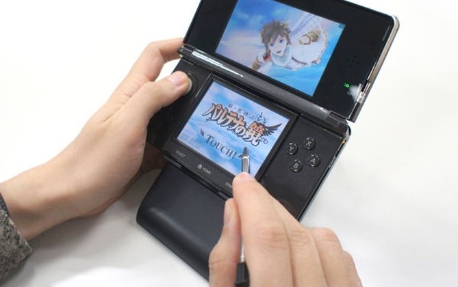 nintendo_3ds_stand_3_120112150511580.jpg