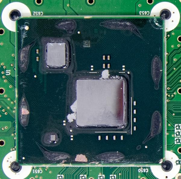 26821_04_nintendo_wii_u_gets_teardown_treatment.jpg