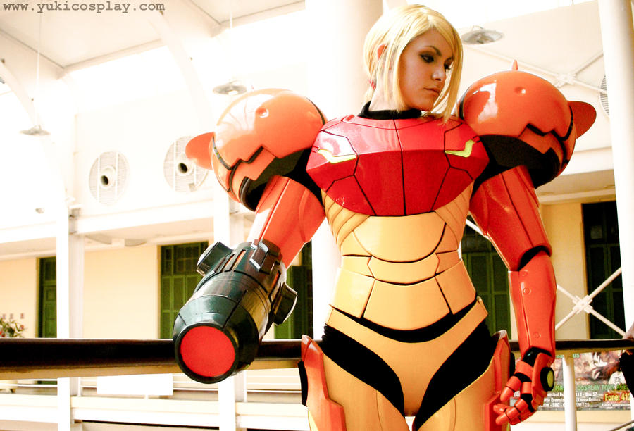 The_Bounty_Hunter___Samus_Aran_by_Yukilefay.jpg