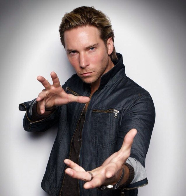 troy-baker-365207l.jpg