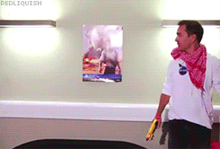 tumblr_mcyr1p1PtN1qf2a3fo7_r1_250.gif