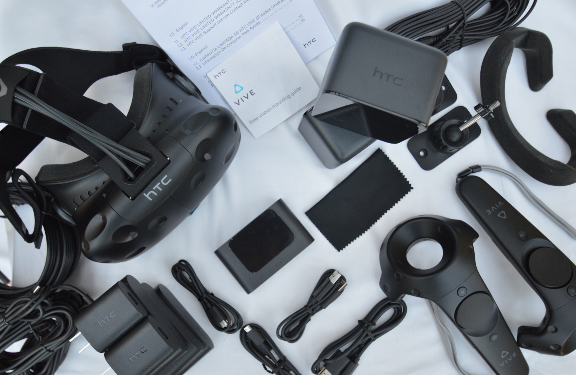 Vive-consumer-unboxing-68.jpg