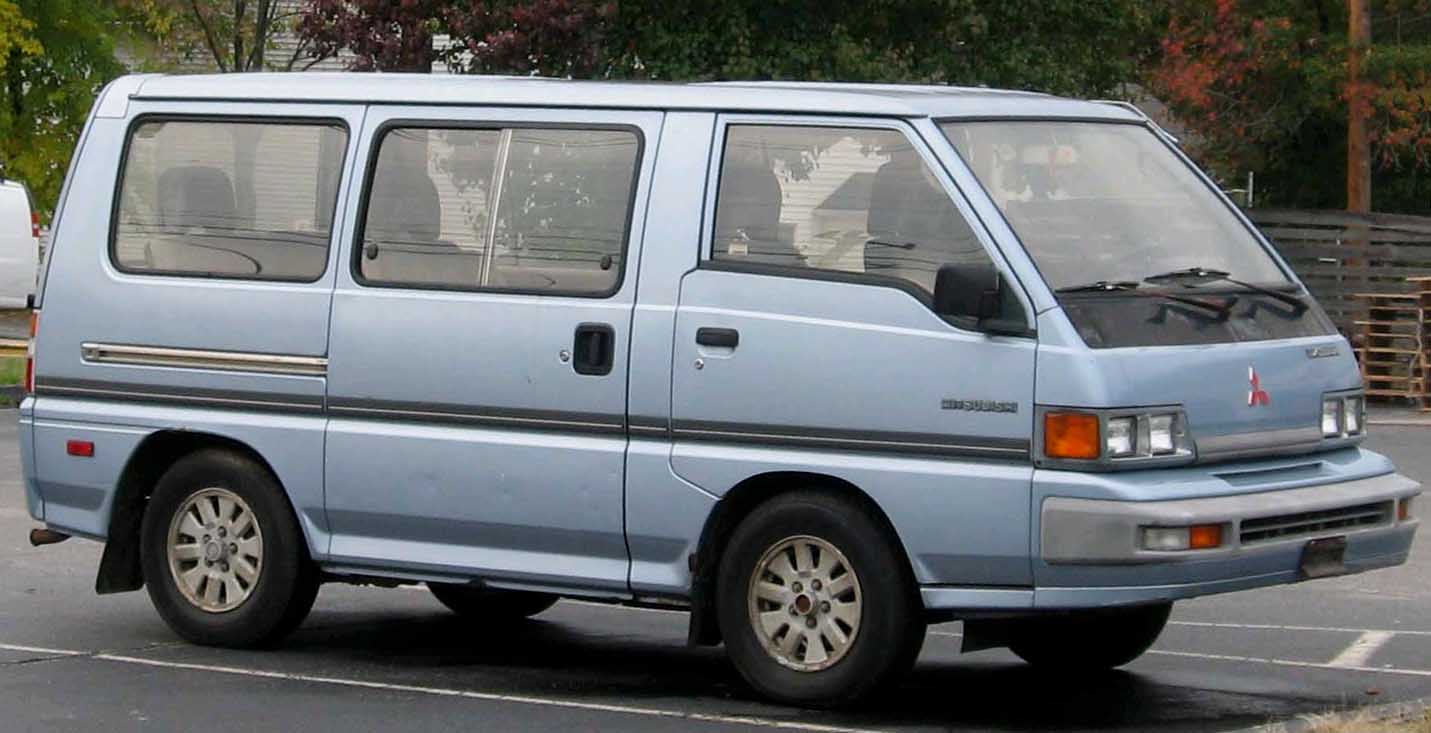 Mitsubishi-L300.jpg