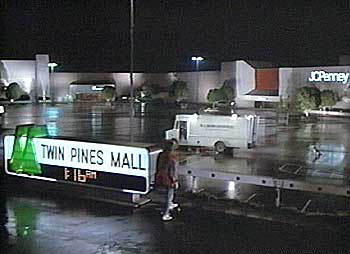 Twin_pines_mall.jpg