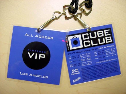 qubeclub_la00_10_18_2002sm.jpg