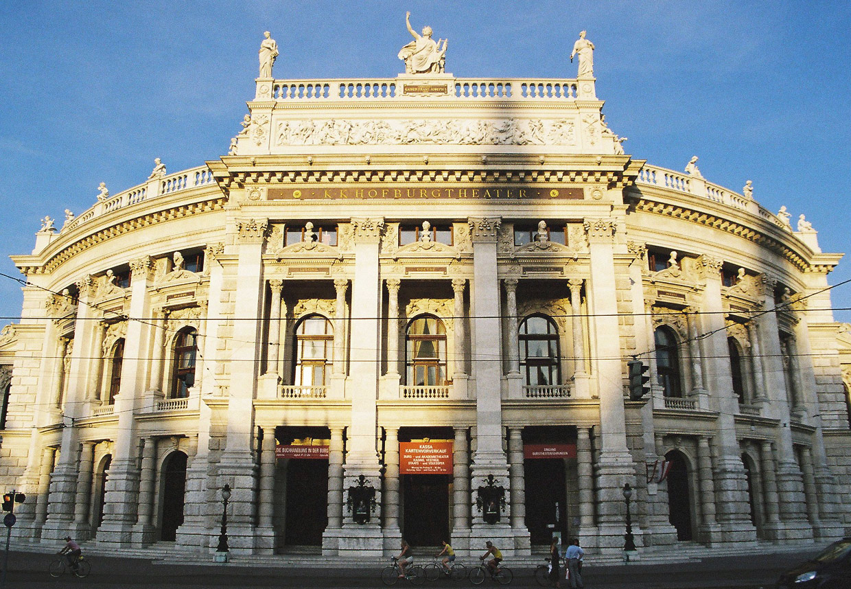 Burgtheater_Wien_2005.jpg